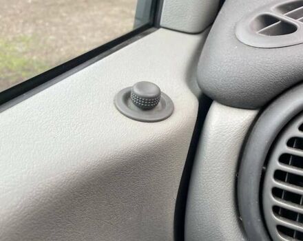 Синій Рено Сценік, об'ємом двигуна 2 л та пробігом 280 тис. км за 3700 $, фото 17 на Automoto.ua