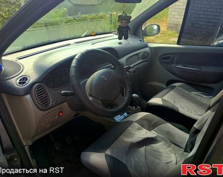 Синий Рено Сценик, объемом двигателя 1.6 л и пробегом 248 тыс. км за 3200 $, фото 5 на Automoto.ua