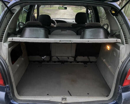 Синій Рено Сценік, об'ємом двигуна 1.6 л та пробігом 249 тис. км за 2750 $, фото 23 на Automoto.ua