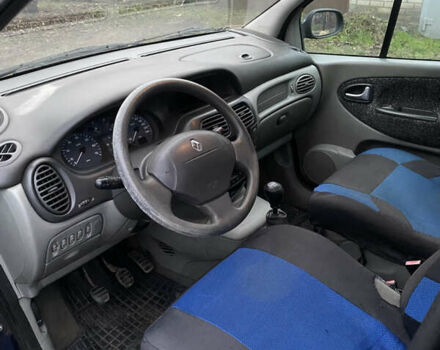 Синій Рено Сценік, об'ємом двигуна 1.6 л та пробігом 249 тис. км за 2750 $, фото 16 на Automoto.ua