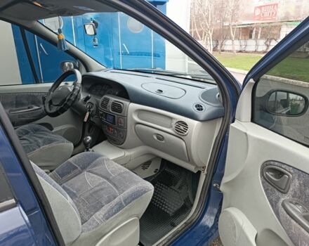 Синий Рено Сценик, объемом двигателя 1.9 л и пробегом 250 тыс. км за 2450 $, фото 10 на Automoto.ua