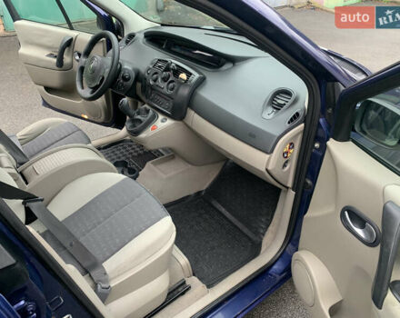 Синий Рено Сценик, объемом двигателя 1.6 л и пробегом 280 тыс. км за 4000 $, фото 9 на Automoto.ua