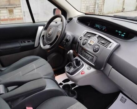 Синий Рено Сценик, объемом двигателя 1.6 л и пробегом 176 тыс. км за 5450 $, фото 104 на Automoto.ua