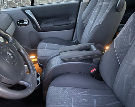 Синий Рено Сценик, объемом двигателя 1.6 л и пробегом 174 тыс. км за 4800 $, фото 40 на Automoto.ua