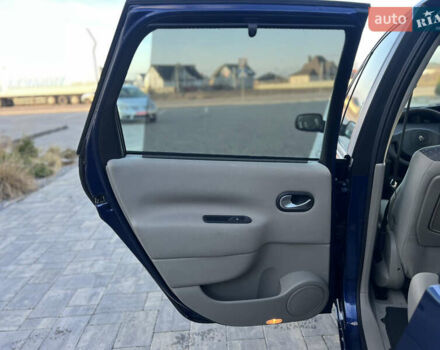 Синий Рено Сценик, объемом двигателя 1.6 л и пробегом 229 тыс. км за 5300 $, фото 21 на Automoto.ua