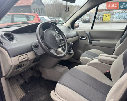 Синий Рено Сценик, объемом двигателя 1.6 л и пробегом 170 тыс. км за 4500 $, фото 17 на Automoto.ua