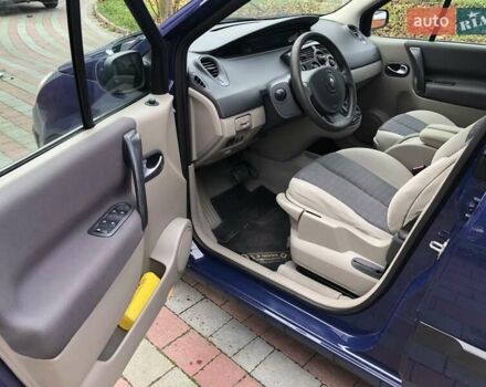Синій Рено Сценік, об'ємом двигуна 1.6 л та пробігом 135 тис. км за 5290 $, фото 21 на Automoto.ua