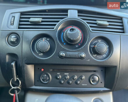 Синий Рено Сценик, объемом двигателя 1.6 л и пробегом 229 тыс. км за 5300 $, фото 25 на Automoto.ua