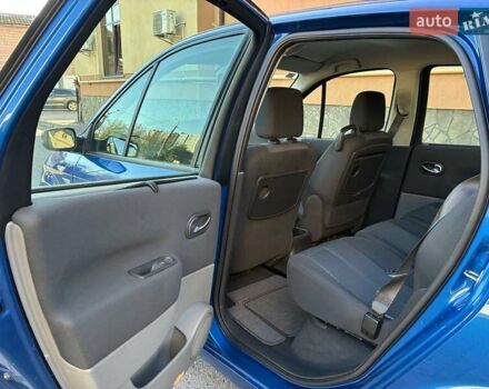 Рено Сценик 2006 в Луцке на Automoto.ua Синий Рено Сценик, объемом двигателя 1.6 л и пробегом 125 тыс. км за 5550 $, фото 4 на Automoto.ua