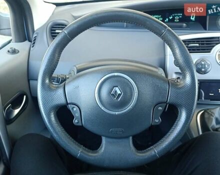 Рено Сценик 2006 в Николаеве на Automoto.ua Синий Рено Сценик, объемом двигателя 1.6 л и пробегом 276 тыс. км за 4800 $, фото 32 на Automoto.ua