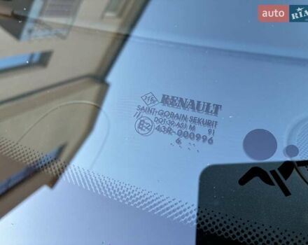 Рено Сценик 2006 в Луцке на Automoto.ua Синий Рено Сценик, объемом двигателя 1.6 л и пробегом 125 тыс. км за 5550 $, фото 5 на Automoto.ua