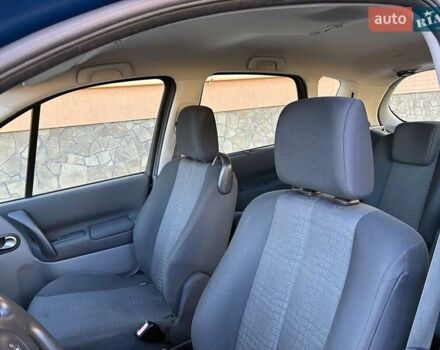 Рено Сценик 2006 в Луцке на Automoto.ua Синий Рено Сценик, объемом двигателя 1.6 л и пробегом 125 тыс. км за 5550 $, фото 24 на Automoto.ua