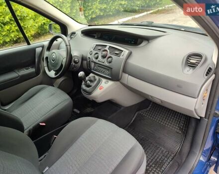 Синій Рено Сценік, об'ємом двигуна 1.6 л та пробігом 241 тис. км за 4750 $, фото 9 на Automoto.ua