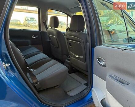 Рено Сценик 2006 в Луцке на Automoto.ua Синий Рено Сценик, объемом двигателя 1.6 л и пробегом 125 тыс. км за 5550 $, фото 7 на Automoto.ua