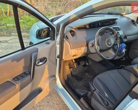 Синий Рено Сценик, объемом двигателя 1.6 л и пробегом 179 тыс. км за 4800 $, фото 10 на Automoto.ua