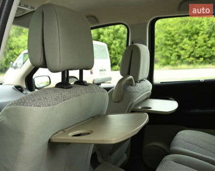 Рено Сценик 2007 в Бердичеве на Automoto.ua Синий Рено Сценик, объемом двигателя 2 л и пробегом 291 тыс. км за 5999 $, фото 27 на Automoto.ua