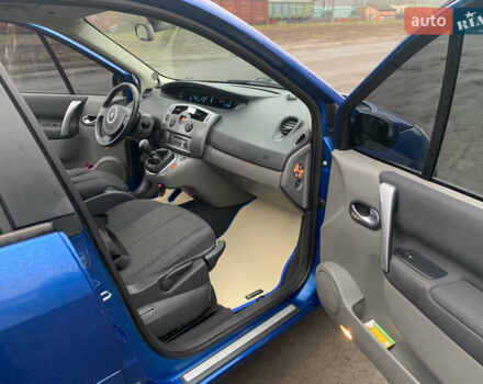 Синий Рено Сценик, объемом двигателя 1.6 л и пробегом 250 тыс. км за 4900 $, фото 10 на Automoto.ua