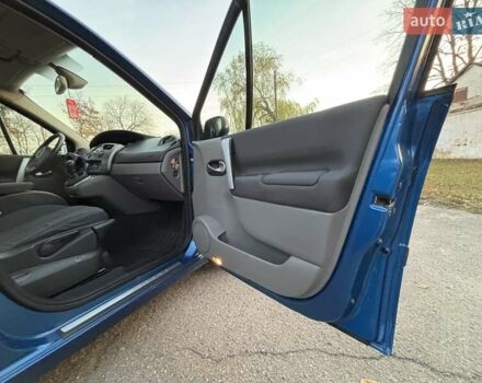 Синій Рено Сценік, об'ємом двигуна 1.6 л та пробігом 151 тис. км за 5699 $, фото 23 на Automoto.ua