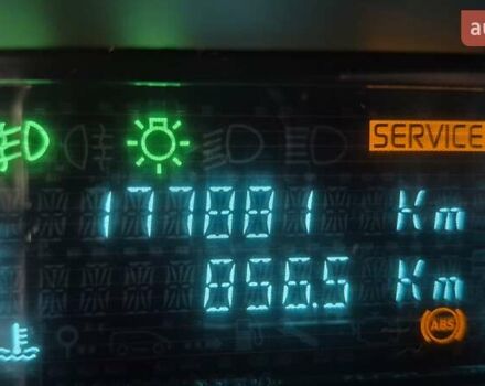 Синий Рено Сценик, объемом двигателя 1.6 л и пробегом 179 тыс. км за 4800 $, фото 17 на Automoto.ua