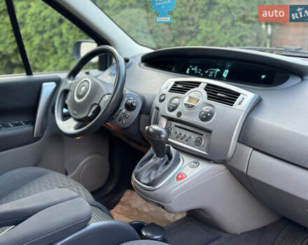 Синій Рено Сценік, об'ємом двигуна 2 л та пробігом 184 тис. км за 5200 $, фото 12 на Automoto.ua