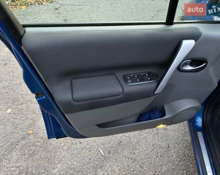 Синій Рено Сценік, об'ємом двигуна 1.6 л та пробігом 151 тис. км за 5699 $, фото 30 на Automoto.ua