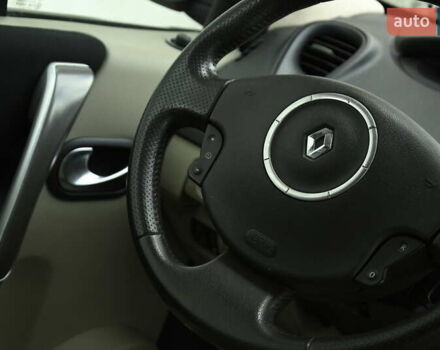 Рено Сценик 2007 в Бердичеве на Automoto.ua Синий Рено Сценик, объемом двигателя 2 л и пробегом 291 тыс. км за 5999 $, фото 30 на Automoto.ua