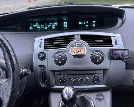 Синій Рено Сценік, об'ємом двигуна 1.6 л та пробігом 220 тис. км за 4899 $, фото 7 на Automoto.ua