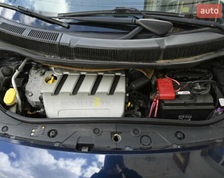 Рено Сценик 2007 в Бердичеве на Automoto.ua Синий Рено Сценик, объемом двигателя 2 л и пробегом 291 тыс. км за 5999 $, фото 12 на Automoto.ua