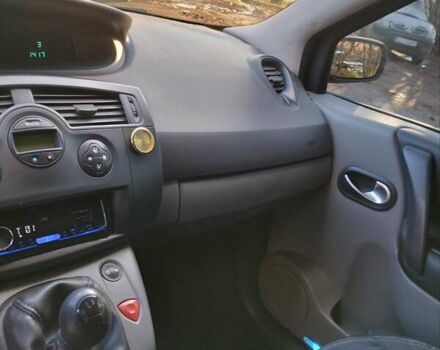 Синій Рено Сценік, об'ємом двигуна 1.6 л та пробігом 265 тис. км за 5150 $, фото 11 на Automoto.ua