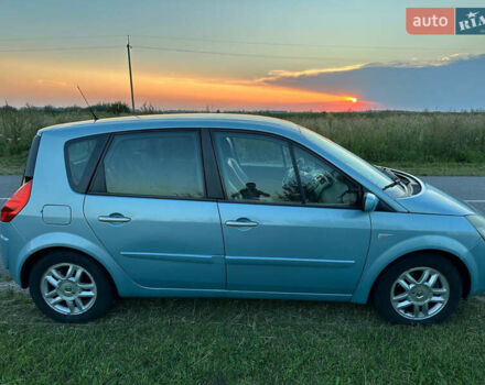 Синий Рено Сценик, объемом двигателя 1.9 л и пробегом 306 тыс. км за 5100 $, фото 4 на Automoto.ua