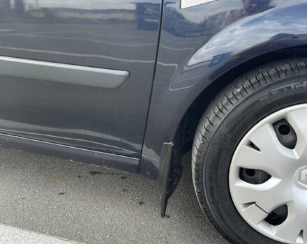 Рено Сценик 2008 в Каменце-Подольском на Automoto.ua Синий Рено Сценик, объемом двигателя 1.6 л и пробегом 273 тыс. км за 4200 $, фото 10 на Automoto.ua