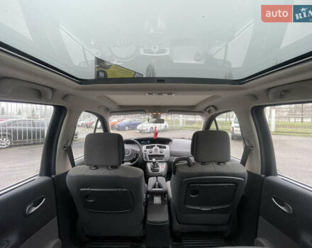 Синий Рено Сценик, объемом двигателя 1.6 л и пробегом 226 тыс. км за 5850 $, фото 6 на Automoto.ua