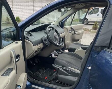 Синій Рено Сценік, об'ємом двигуна 1.5 л та пробігом 303 тис. км за 5300 $, фото 2 на Automoto.ua