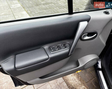 Синий Рено Сценик, объемом двигателя 1.6 л и пробегом 197 тыс. км за 6300 $, фото 6 на Automoto.ua