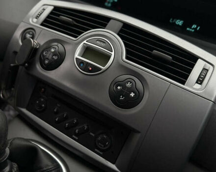 Синий Рено Сценик, объемом двигателя 1.6 л и пробегом 273 тыс. км за 4199 $, фото 11 на Automoto.ua