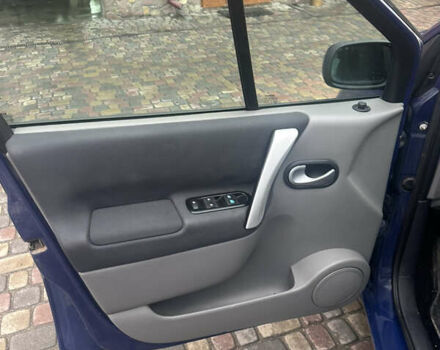 Синий Рено Сценик, объемом двигателя 1.6 л и пробегом 208 тыс. км за 5777 $, фото 11 на Automoto.ua