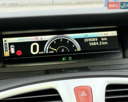 Синій Рено Сценік, об'ємом двигуна 1.5 л та пробігом 209 тис. км за 7499 $, фото 9 на Automoto.ua