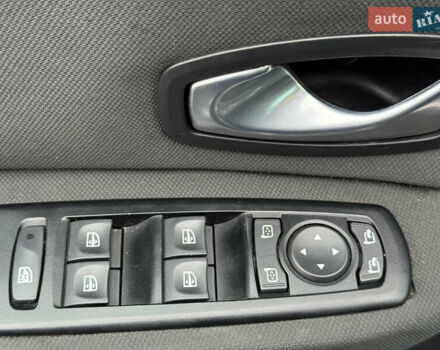 Синій Рено Сценік, об'ємом двигуна 1.5 л та пробігом 209 тис. км за 7499 $, фото 10 на Automoto.ua