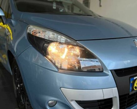 Синий Рено Сценик, объемом двигателя 1.6 л и пробегом 104 тыс. км за 7000 $, фото 8 на Automoto.ua