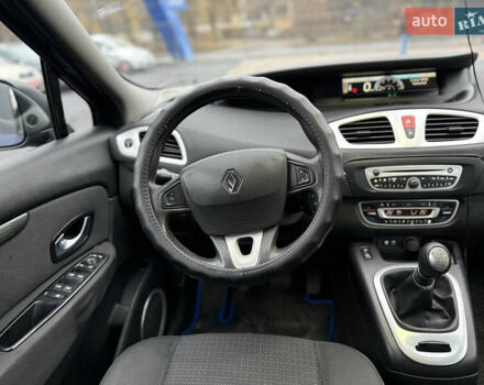 Синій Рено Сценік, об'ємом двигуна 1.5 л та пробігом 209 тис. км за 7499 $, фото 6 на Automoto.ua