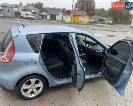Синій Рено Сценік, об'ємом двигуна 1.9 л та пробігом 287 тис. км за 6700 $, фото 14 на Automoto.ua