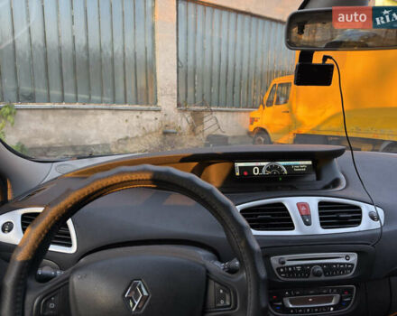 Синій Рено Сценік, об'ємом двигуна 1.5 л та пробігом 209 тис. км за 7600 $, фото 14 на Automoto.ua