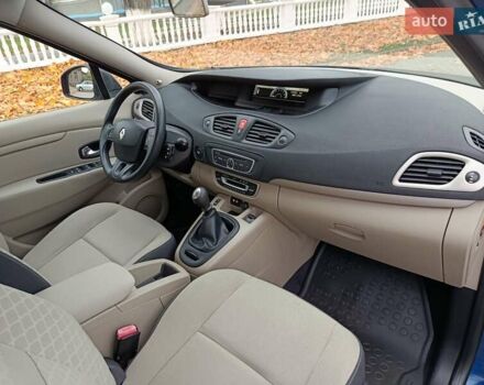 Рено Сценик 2010 в Радивилове на Automoto.ua Синий Рено Сценик, объемом двигателя 1.6 л и пробегом 137 тыс. км за 6900 $, фото 34 на Automoto.ua