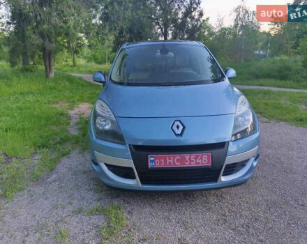 Рено Сценик 2010 в Киеве на Automoto.ua Синий Рено Сценик, объемом двигателя 1.5 л и пробегом 240 тыс. км за 6800 $, фото 3 на Automoto.ua