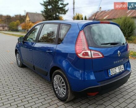 Рено Сценик 2010 в Радивилове на Automoto.ua Синий Рено Сценик, объемом двигателя 1.6 л и пробегом 137 тыс. км за 6900 $, фото 60 на Automoto.ua