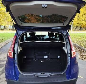 Синій Рено Сценік, об'ємом двигуна 0 л та пробігом 263 тис. км за 5999 $, фото 14 на Automoto.ua