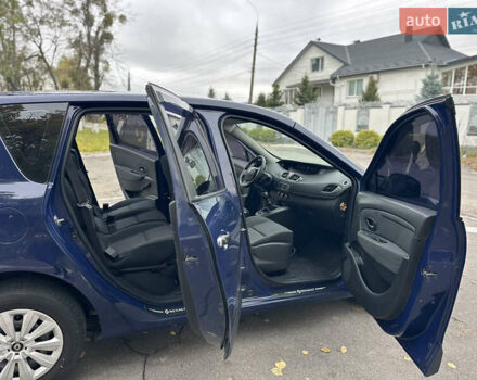 Синий Рено Сценик, объемом двигателя 1.5 л и пробегом 260 тыс. км за 5999 $, фото 51 на Automoto.ua