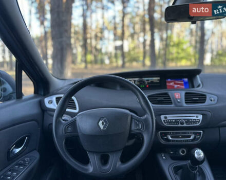 Синій Рено Сценік, об'ємом двигуна 1.5 л та пробігом 188 тис. км за 7150 $, фото 27 на Automoto.ua
