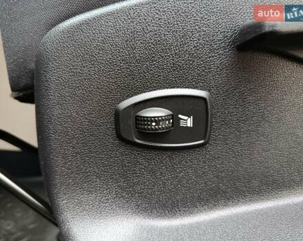 Рено Сценик 2010 в Радивилове на Automoto.ua Синий Рено Сценик, объемом двигателя 1.6 л и пробегом 137 тыс. км за 6900 $, фото 48 на Automoto.ua