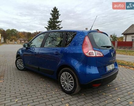 Рено Сценик 2010 в Радивилове на Automoto.ua Синий Рено Сценик, объемом двигателя 1.6 л и пробегом 137 тыс. км за 6900 $, фото 9 на Automoto.ua